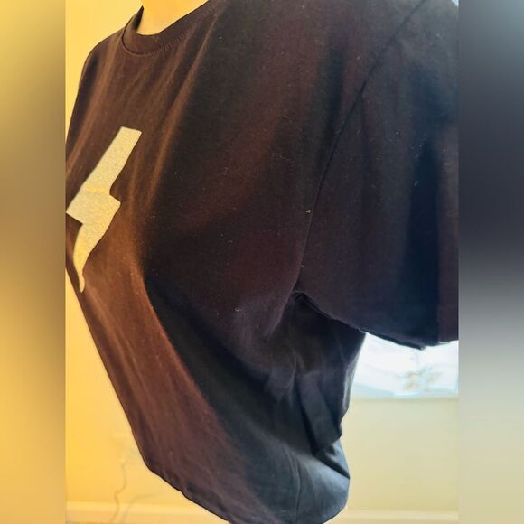 AC⚡️DC NWOT black T size XL crop top - Picture 11 of 11